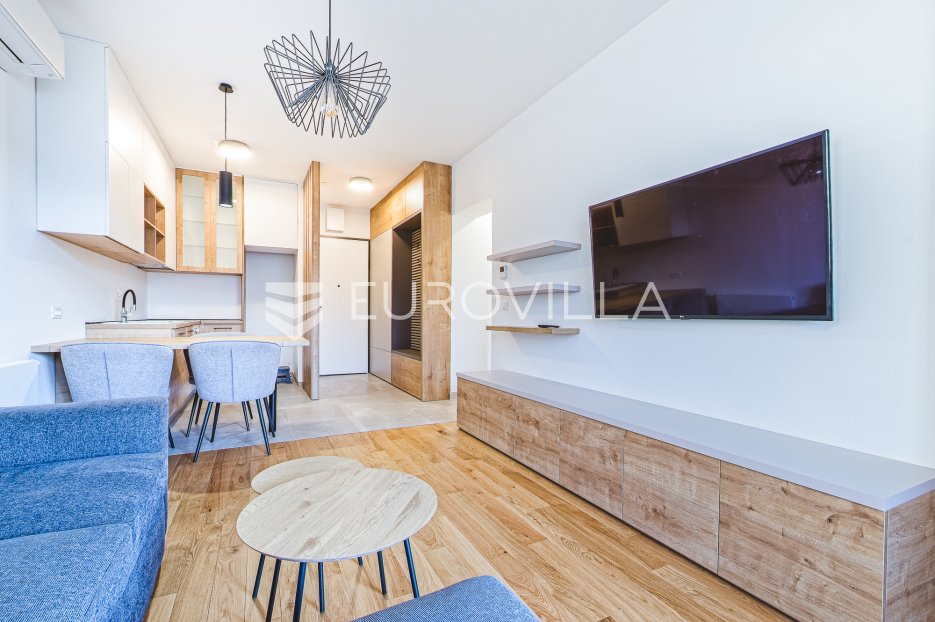 Zagreb, Branimirova, dvosoban stan 54 m2 NOVOGRADNJA Shopaj24